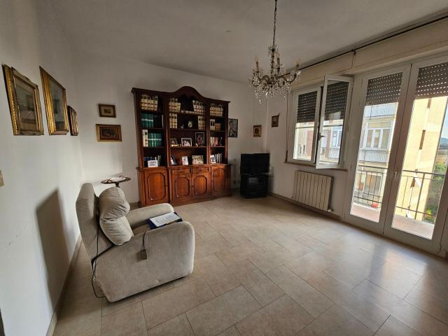 Appartamento in vendita a Nuovo Centro, Livorno