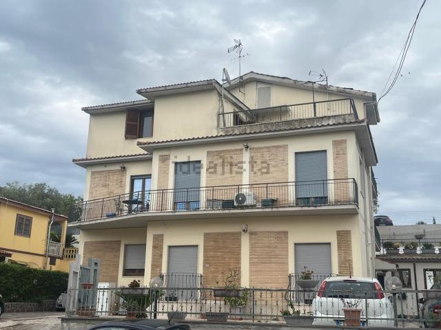 Attico in vendita a Campoleone Scalo, Aprilia