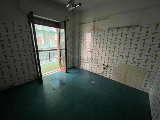 Appartamento in vendita a Portici, Campania