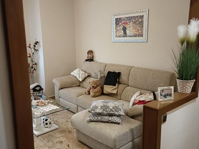 Appartamento in vendita a Pieve Porto Morone, Lombardia