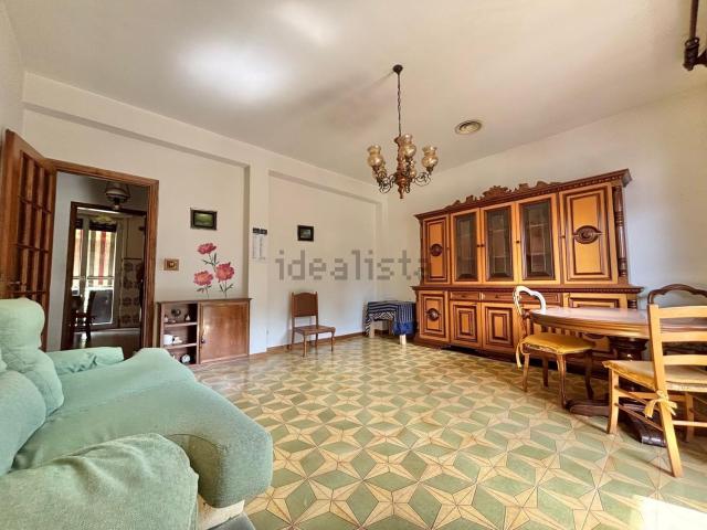 Appartamento in vendita a Santissima Annunziata, Bagni Di Lucca Ponte