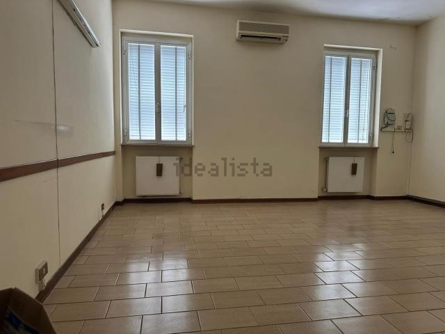 Appartamento in vendita a Baia del Re, Piacenza