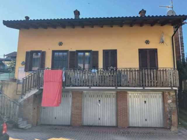 Appartamento in vendita a Varallo Pombia, Novara