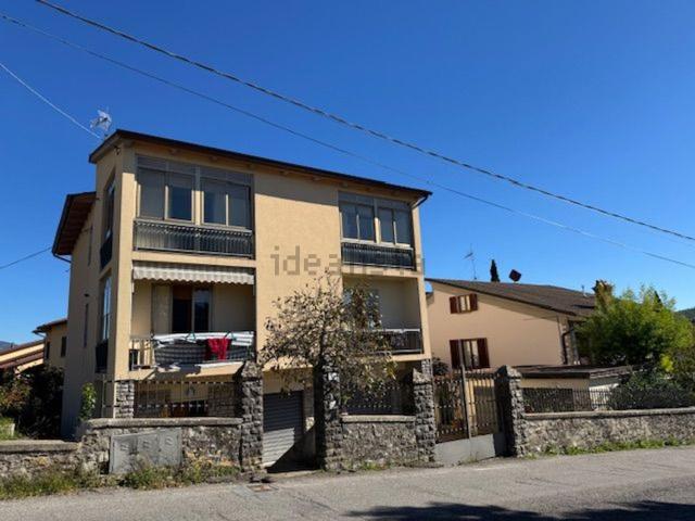 Appartamento in vendita a Poppi, Toscana