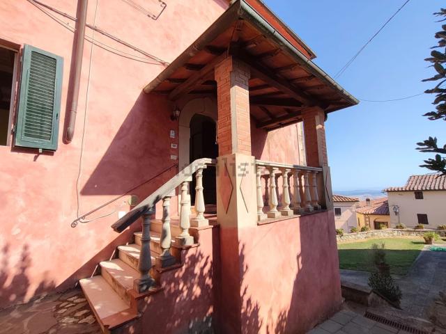 Appartamento in vendita a Orciatico, Lajatico