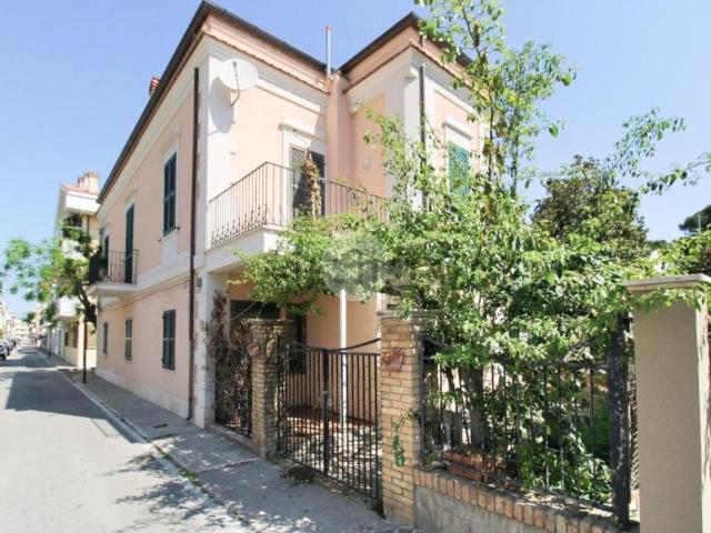 Appartamento in vendita a Pineto, Abruzzo
