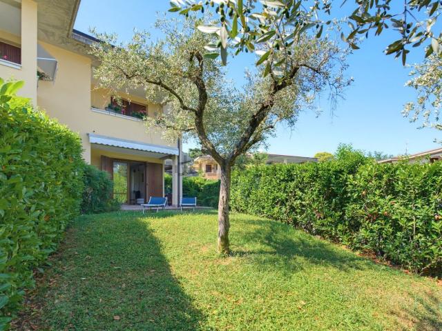 Appartamento in vendita a Rivoltella del Garda, Desenzano Del Garda