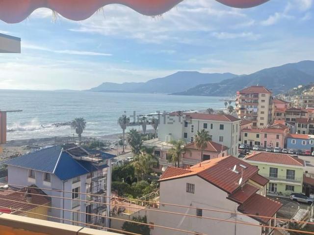Attico in vendita a Ventimiglia, Liguria
