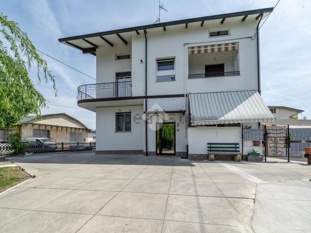 Appartamento in vendita a Val d’Enza, Re