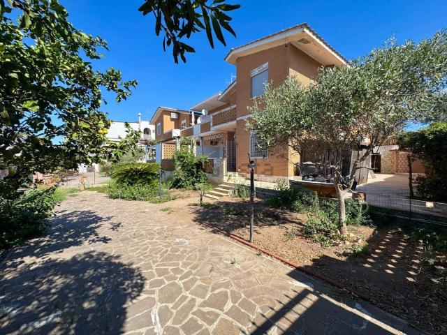 Appartamento in vendita a Tor San Lorenzo, Ardea