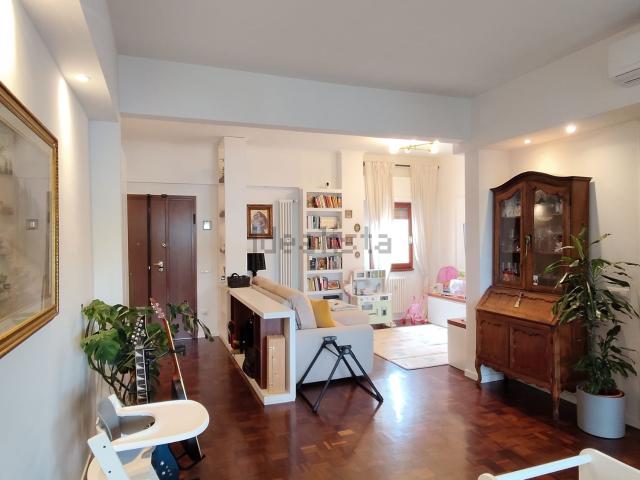 Appartamento in vendita a Pistoia, Toscana