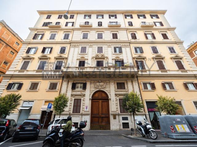 Appartamento in vendita a Municipio Roma I, Roma Capitale