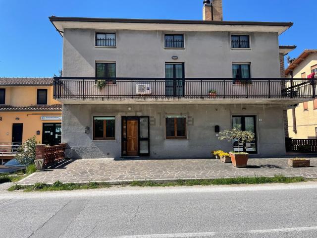 Appartamento in vendita a Gubbio, Umbria