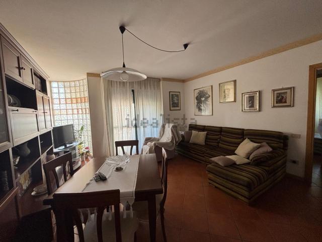 Appartamento in vendita a Poggioletto, Marina Di Massa