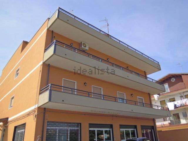 Appartamento in vendita a Paternò, Catania