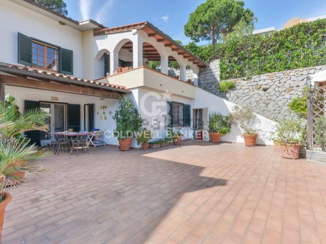 Appartamento in vendita a Campo nell'Elba, Cavoli