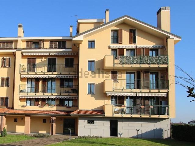 Appartamento in vendita a Tribiano, Lombardia