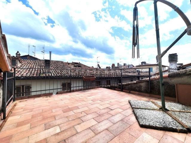 Appartamento in vendita a San Leo Bastia, Umbria