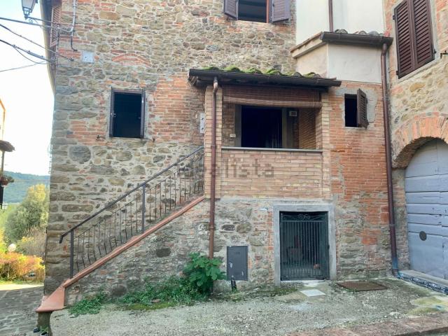 Appartamento in vendita a Bucine, Toscana