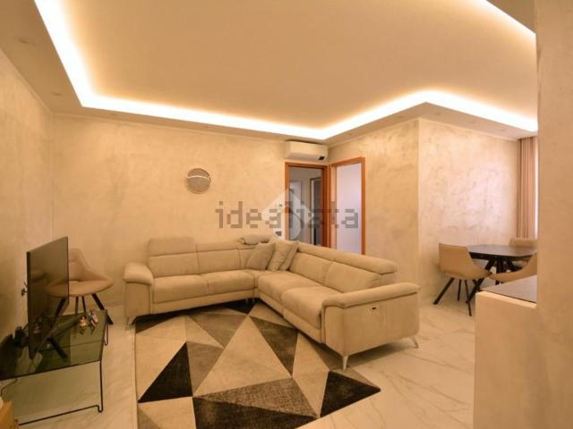 Appartamento in vendita a Brembate, Lombardia