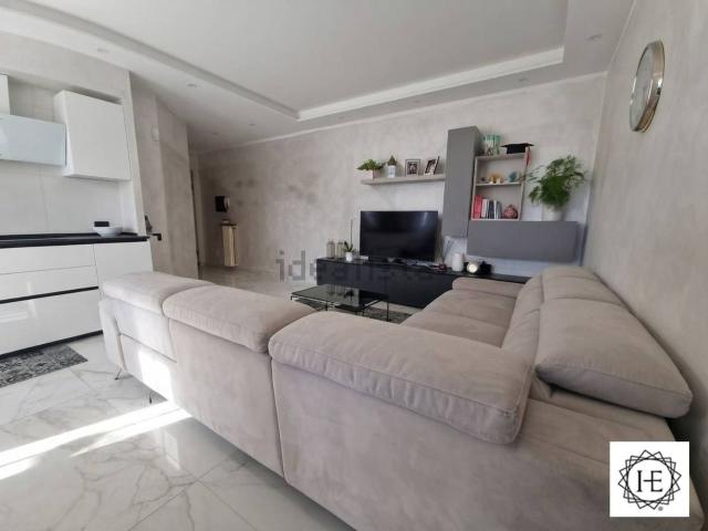 Appartamento in vendita a Brembate, Lombardia