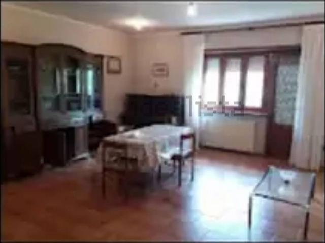 Appartamento in vendita a Pizzoli, Abruzzo