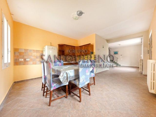 Appartamento in vendita a Unione Comuni Modenesi Area Nord, Mirandola
