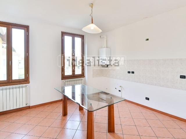 Appartamento in vendita a Cantù, Lombardia