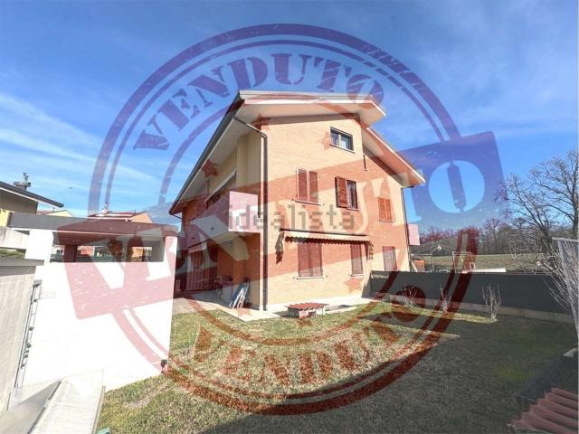 Appartamento in vendita a Lurago Marinone, Lombardia