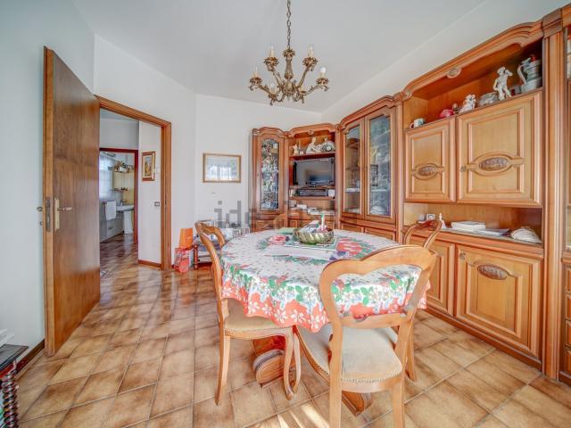 Appartamento in vendita a Cascina Padova, Angera