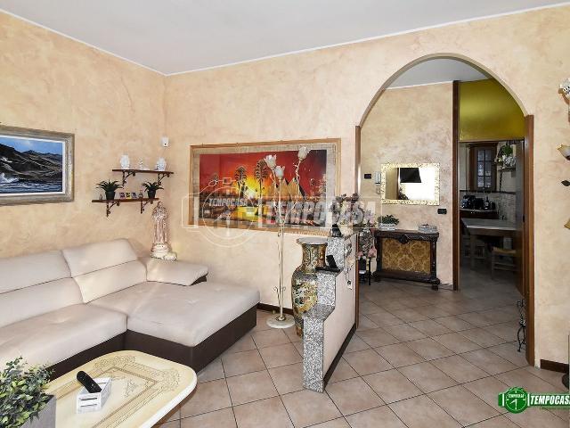 Appartamento in vendita a Rho, Lombardia