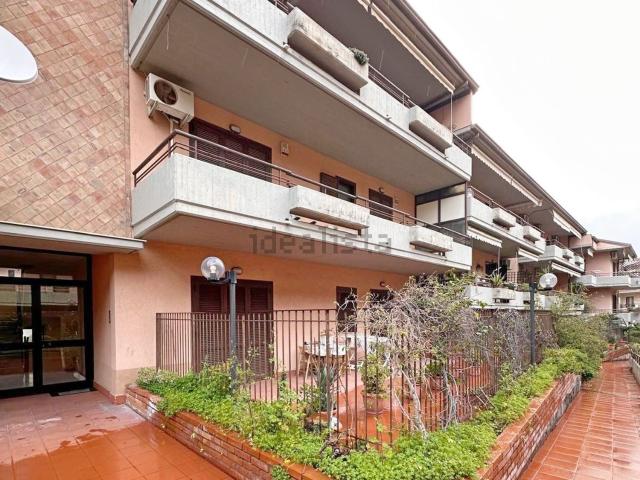 Appartamento in vendita a Gravina Di Catania, Sicilia