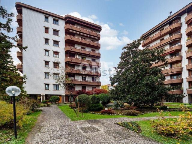 Appartamento in vendita a Sant'Albino, Monza