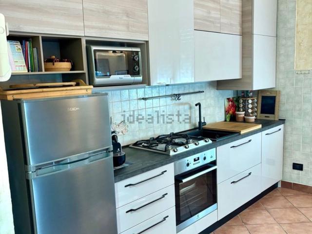 Appartamento in vendita a Desenzano Del Garda, Lombardia