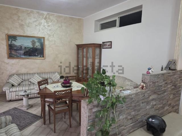 Appartamento in vendita a Paternò, Sicilia
