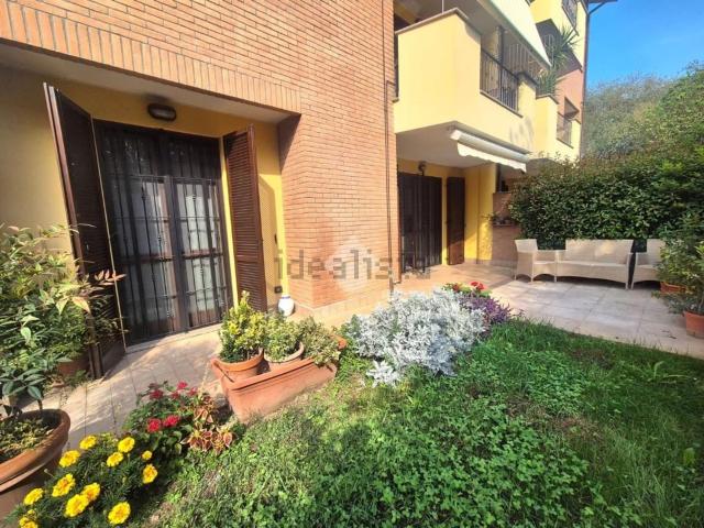 Appartamento in vendita a Mezzago, Monza e della Brianza