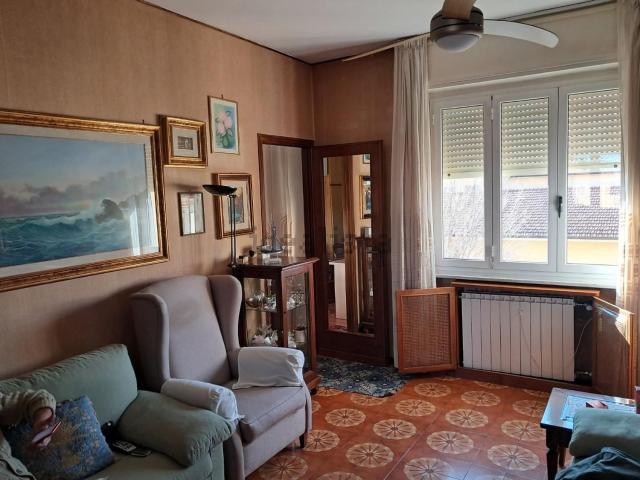 Appartamento in vendita a Cascina, Toscana