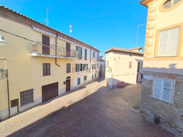 Appartamento in vendita a Piemonte, Asti