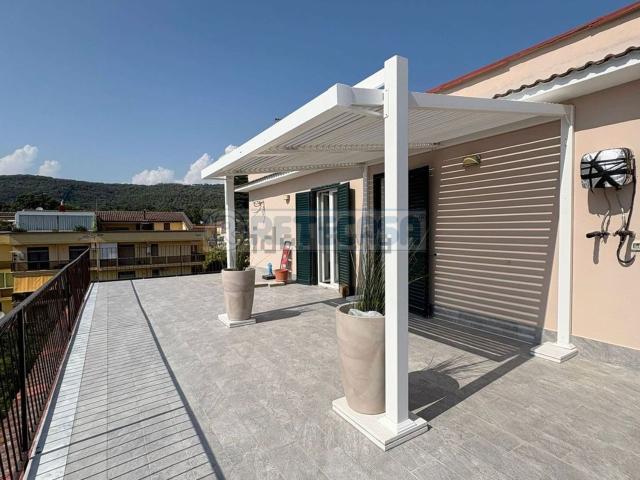 Attico in vendita a Caserta, Campania