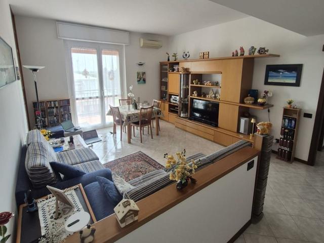 Appartamento in vendita a San Martino, Rho