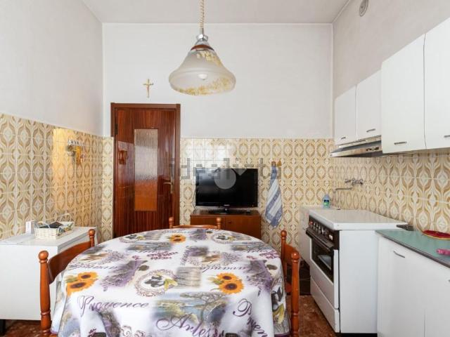 Appartamento in vendita a Varedo, Lombardia