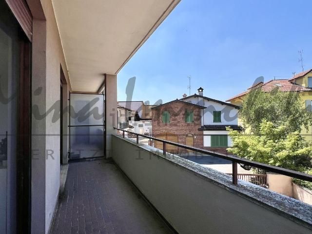 Appartamento in vendita a Motta Visconti, Milano