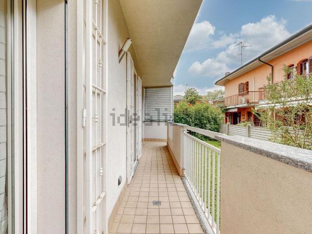 Appartamento in vendita a Cernusco Sul Naviglio, Lombardia