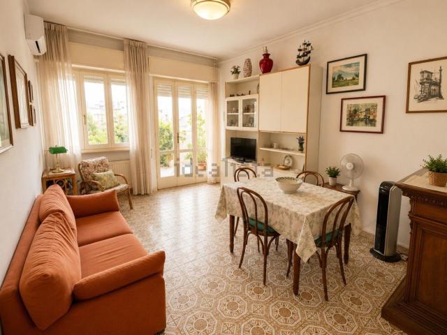 Appartamento in vendita a Camaiore, Toscana