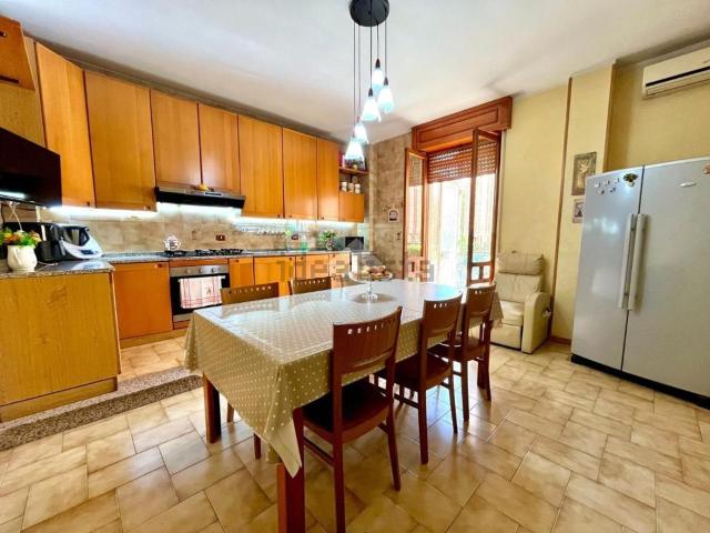 Appartamento in vendita a Sant'antimo, Campania
