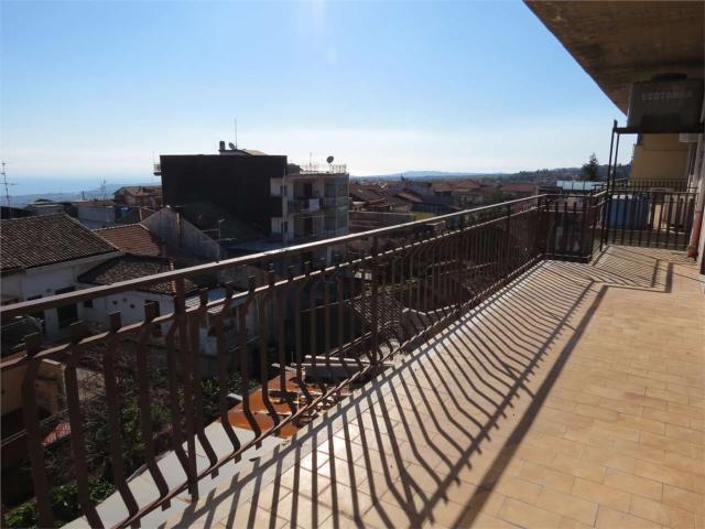 Appartamento in vendita a Zafferana Etnea, Catania