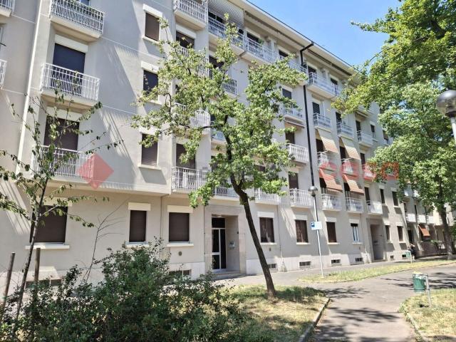 Appartamento in vendita a Cerro Maggiore, Lombardia