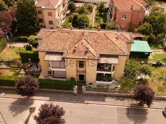 Appartamento in vendita a Zona Sud, Brescia