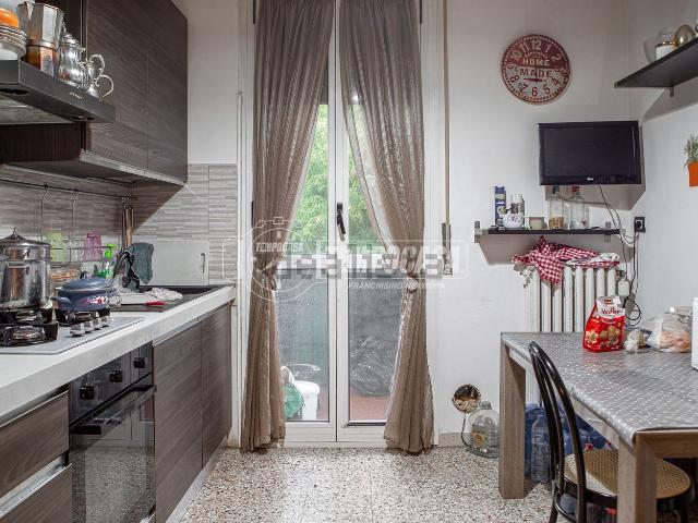 Appartamento in vendita a Re, Reggio Emilia