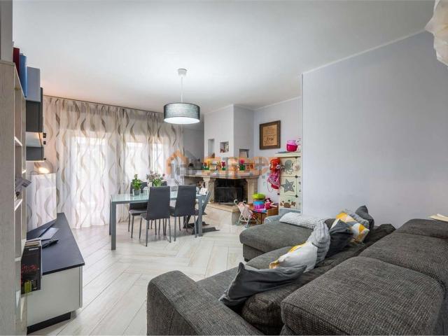 Appartamento in vendita a Bastia Umbra, Umbria